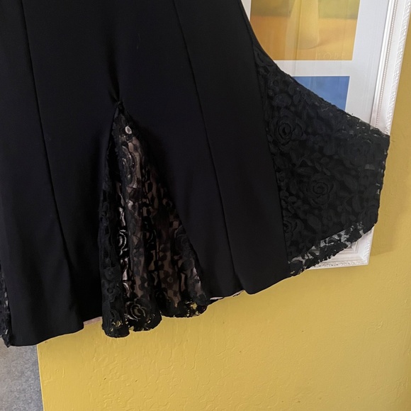 Too big - Picture 2 of 4